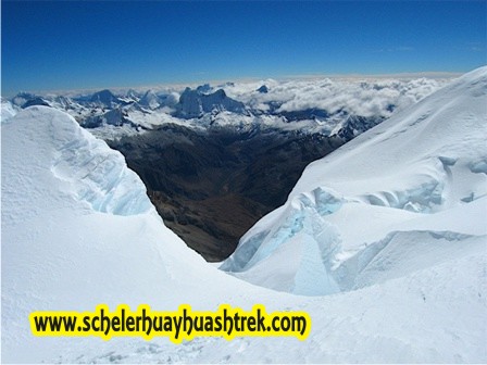 Pisco y Chacaraju desde la Ruta al Huascarán